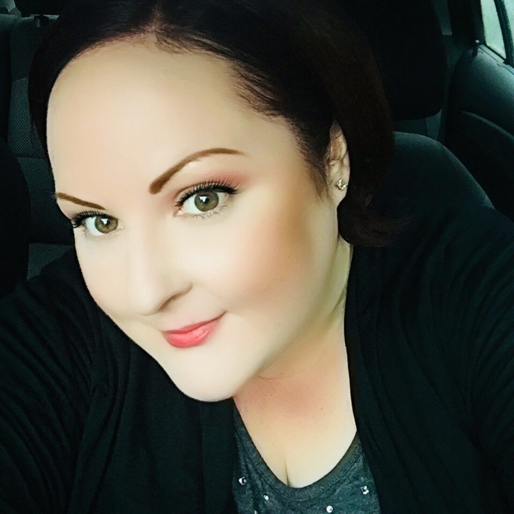 Meet your Posher, Brenna